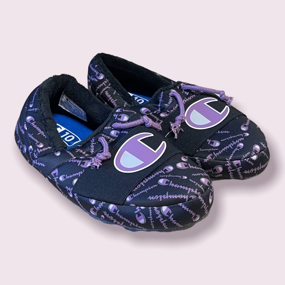 Champion Academy Script Women’s Slippers